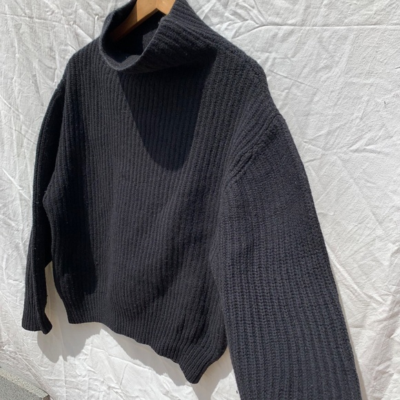 Wilfred Montellier Sweater - Picture 4 of 6